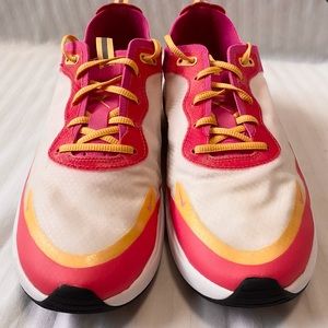 Nike Air Max Dia SE 'Laser Fuchsia' Sneakers